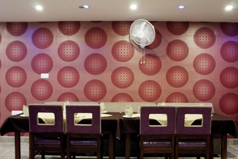 Grace Hotel Karnāl Esterno foto